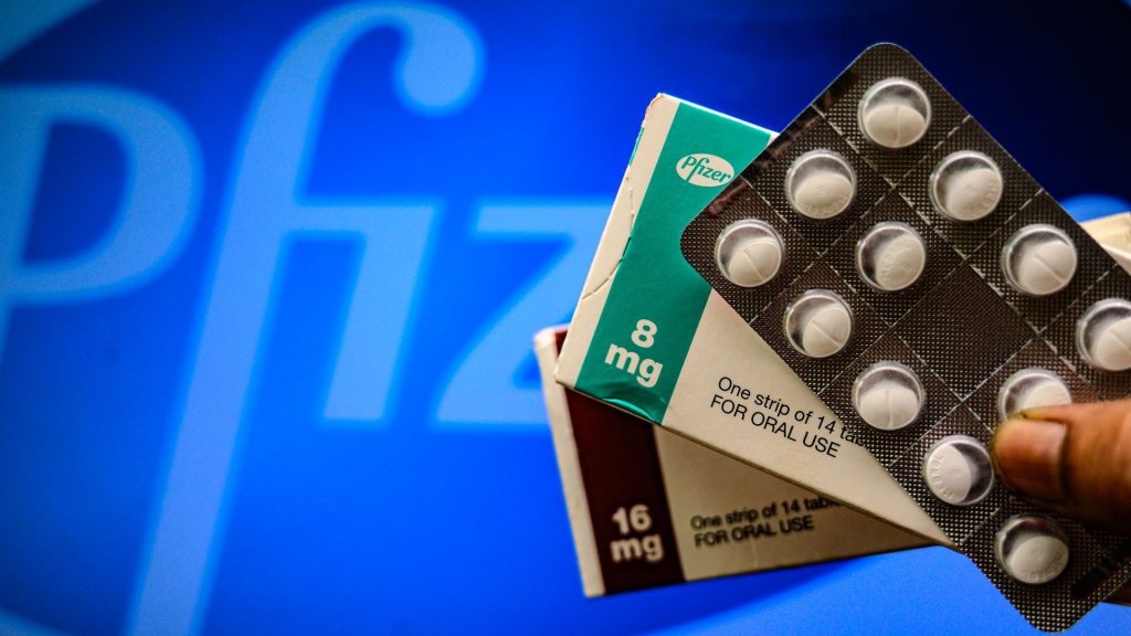 Хапчето на Pfizer срещу Covid-19 вече е разрешено в Европа