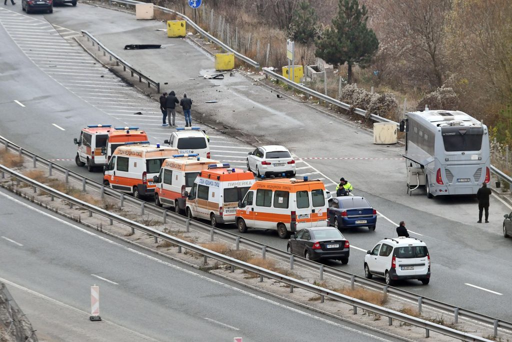 Северна Македония е в национален траур след 46 жертви на магистрала "Струма"