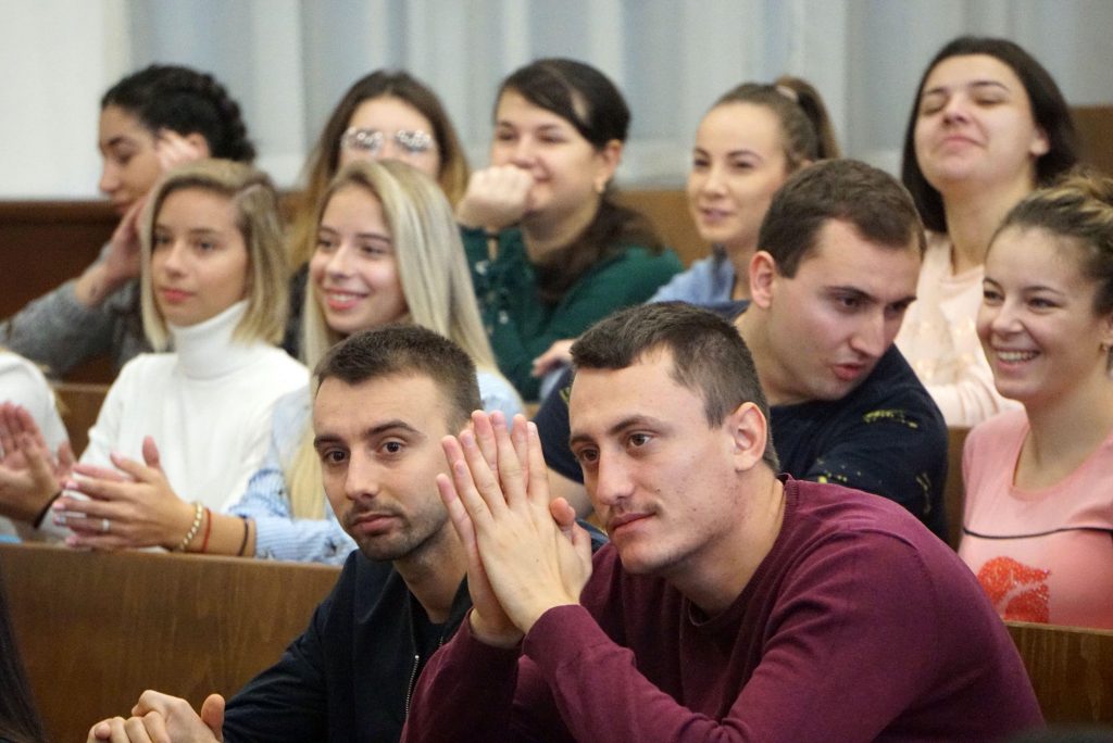 Математиците са с най-високи средни доходи сред завършилите у нас