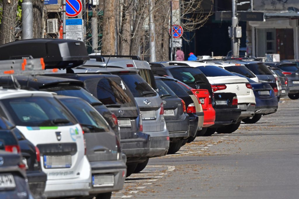 Не може да се паркира върху всеки тротоар, постанови Върховният съд