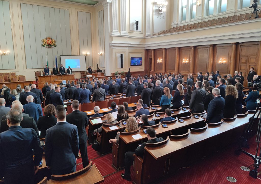 Спецпрокуратурата проверява депутат за престъпление против Републиката