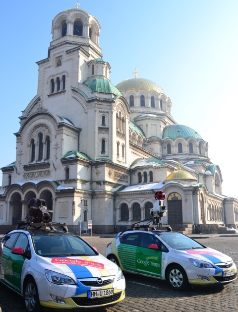 Google обновява Street View, колите им отново тръгват из България