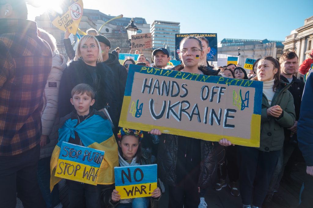 "Вече е резервирано." Как част от София се оказа забранена за протест срещу Путин