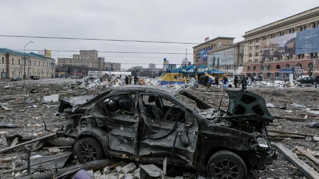 Без лекарства, гориво и пари. Как живеят хората в окупираните градове