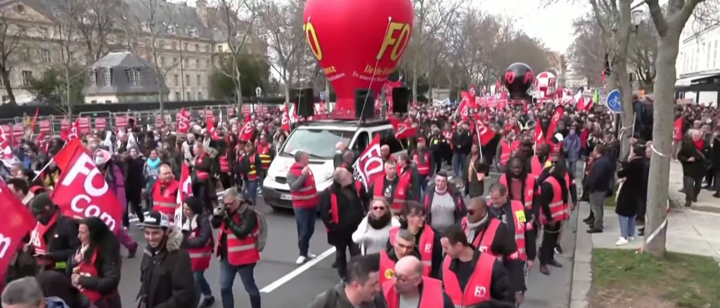 Въпреки протeстите Френският сенат одобри пенсионната реформа