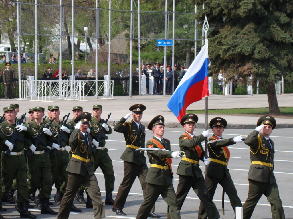 Русия иска да въведе военен данък