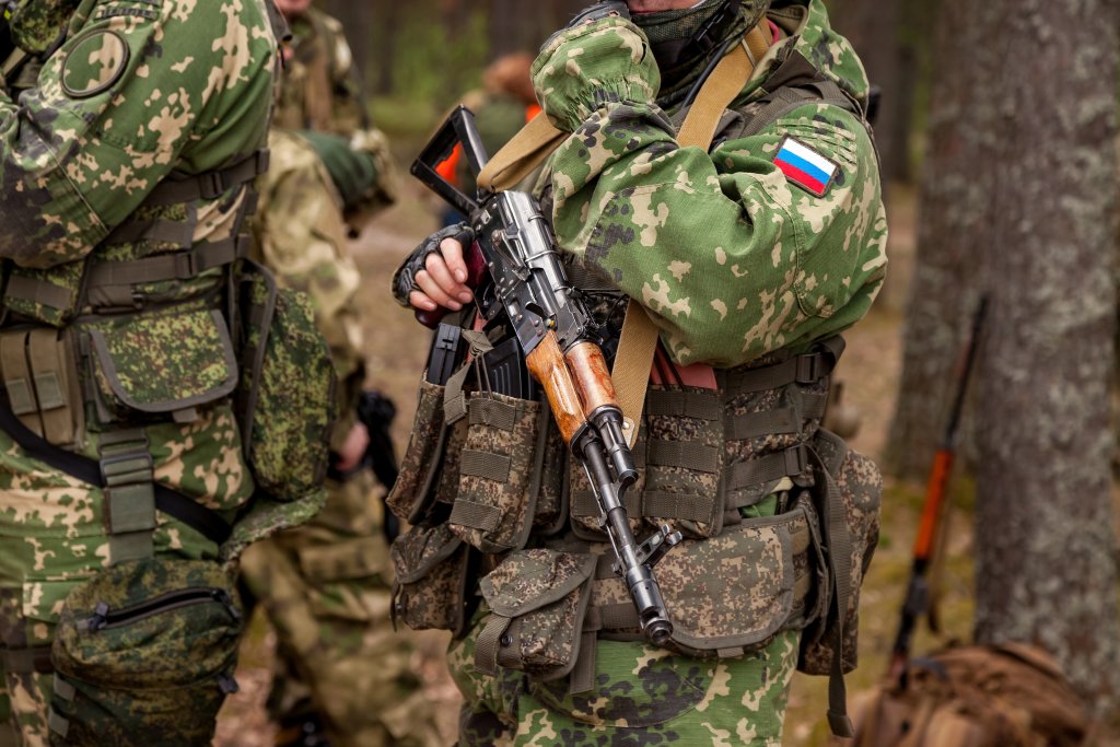 Русия свиква резервисти уж за военни учения