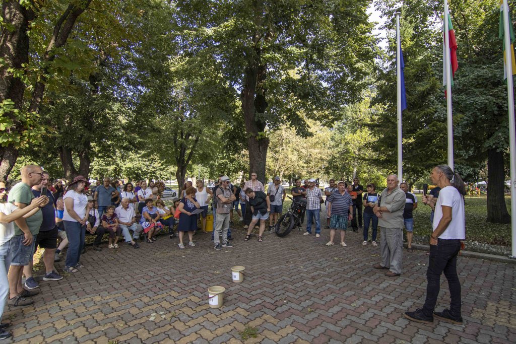 Протест в Павликени срещу безводието в района (видео)