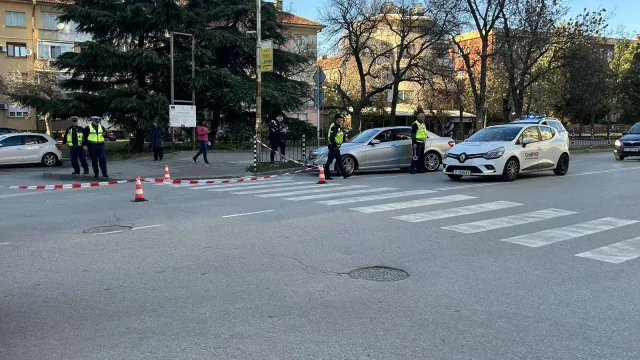 Шофьор от Благоевград блъсна майка с дете на пешеходна пътека