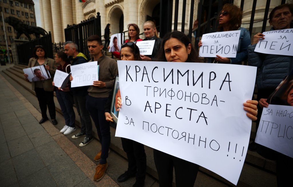 Тъщата на Пейо Пеев остава в ареста окончателно