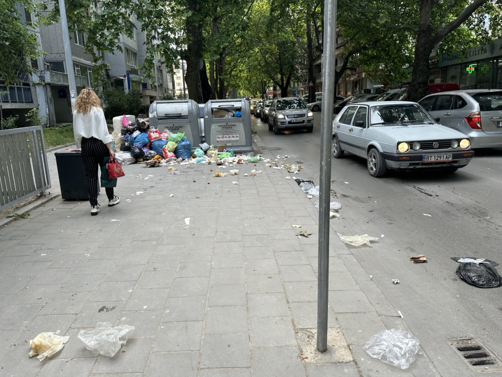 Кметът на Варна обяви война на боклука в града